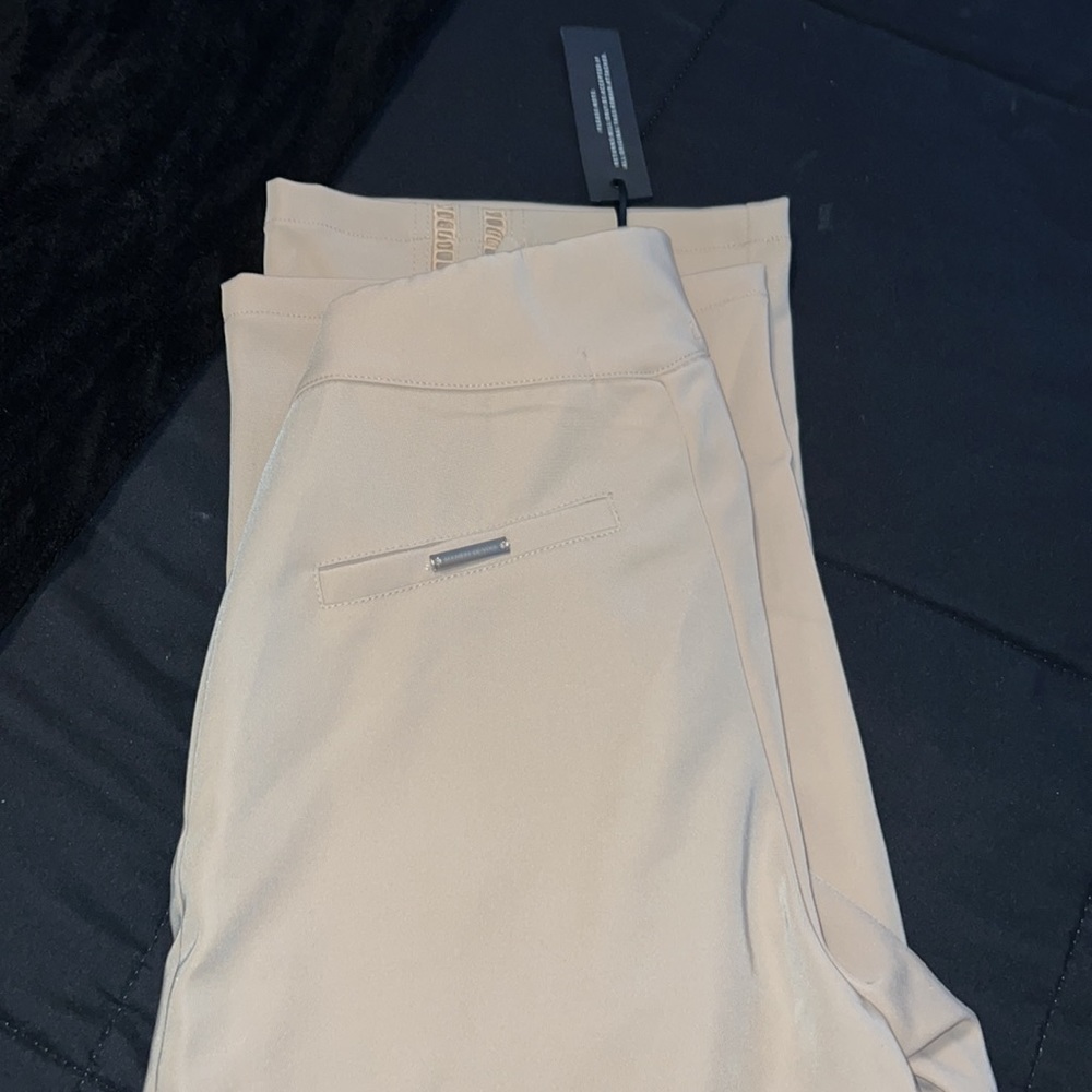 Never worn - Picture 7 of 7